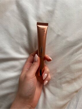 NWOB Charlotte Tilbury Highlight Wand